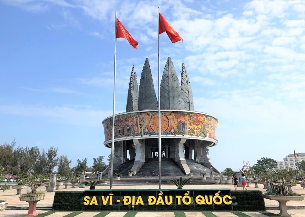5-mui-sa-vi-la-hinh-anh-cua-mui-dat-cuc-dong-quang-ninh.jpg