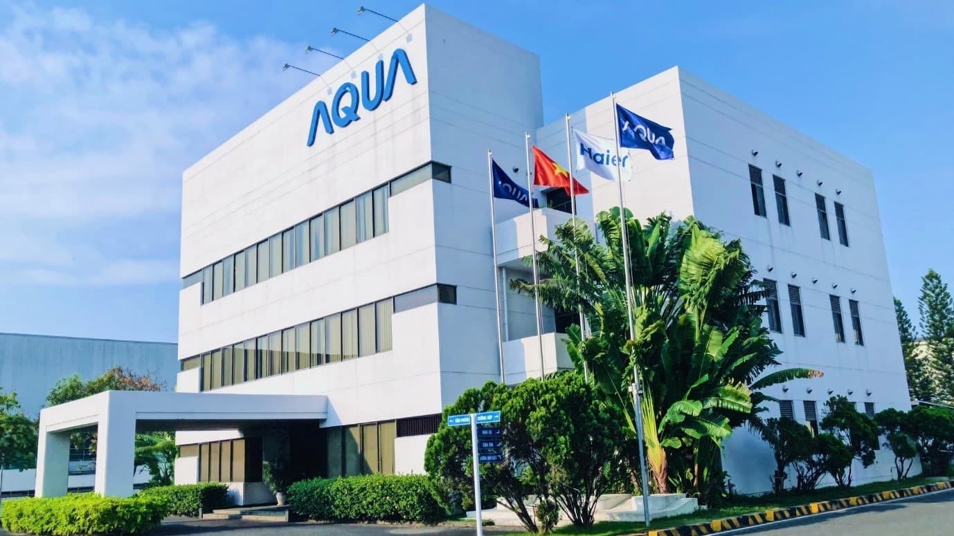 2-tu-nam-2024-aqua-da-tai-cau-truc-thuong-hieu-de-mo-rong-dau-tu-nang-tam-vi-the.jpg