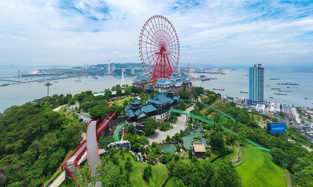 1-ve-dep-hung-vi-cua-khu-giai-tri-sun-world-ha-long (1).jpg