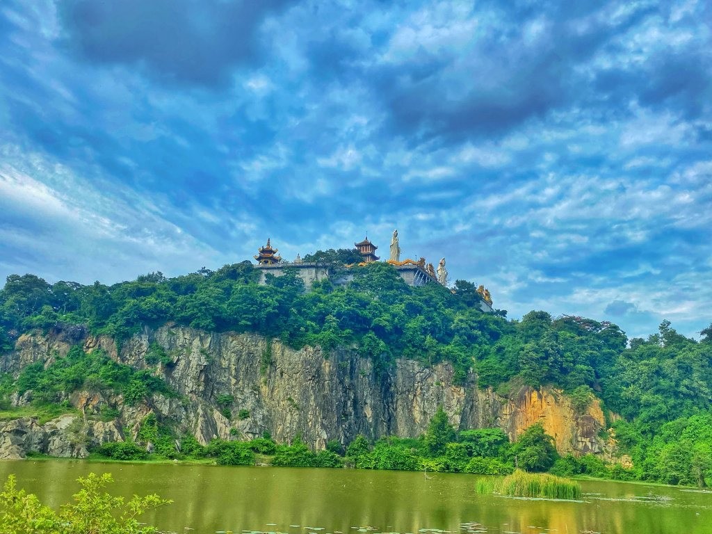 khung-canh-tuyet-dep-cua-chua-chau-thoi