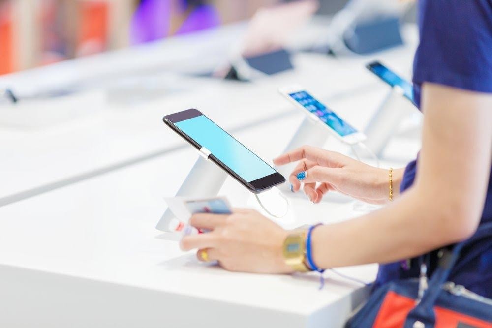 3-nhung-doi-tuong-nao-duoc-mua-dien-thoai-tra-gop (1).jpg