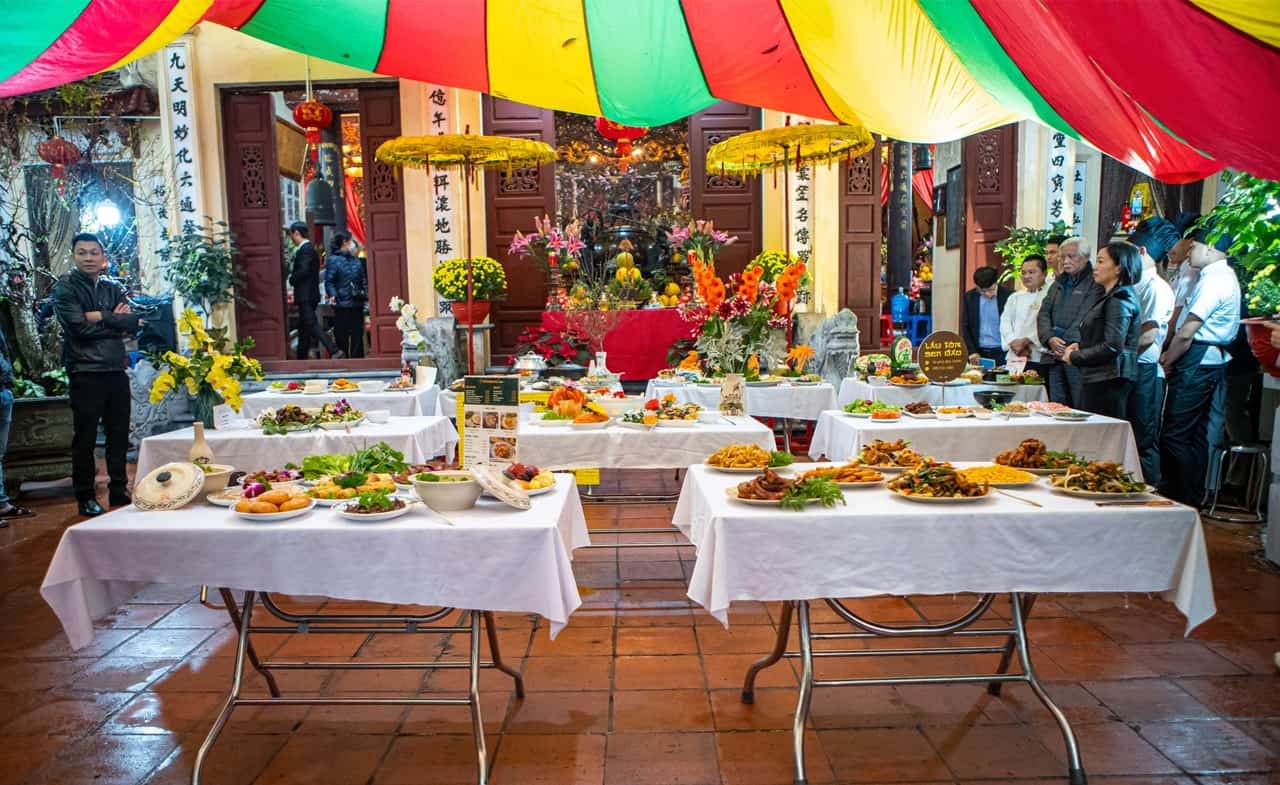 7-thi-lam-co-cung-la-hoat-dong-duoc-nguoi-dan-thich-thu-theo-doi (1).jpg