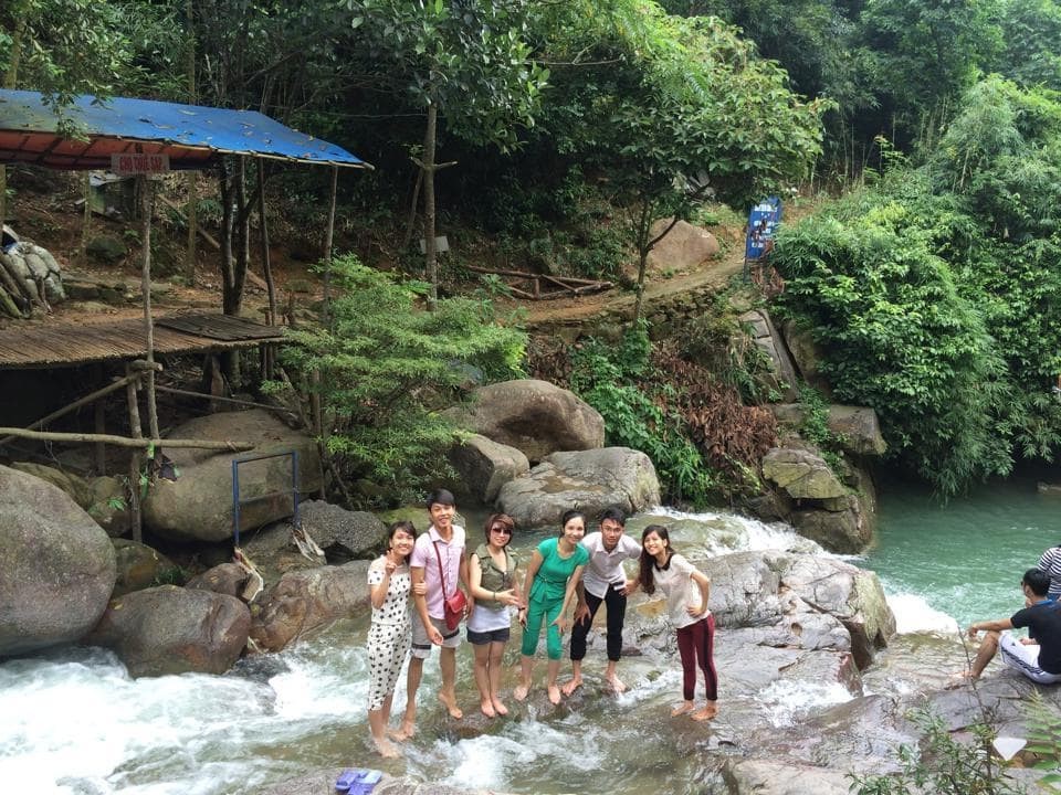 4-thac-lung-xanh-la-dia-diem-ly-tuong-de-check-in (1).jpg